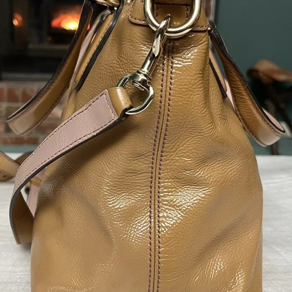 Gucci GG Logo Soho top handle purse. Great condition. Minimal signs of wear - Picture 12 of 13